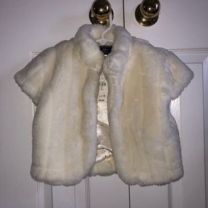 BRAND NEW GIRLS WHITE FUR VEST
